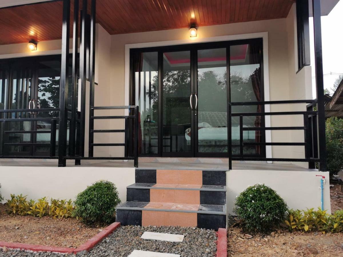 Hotel Laila​ Place Ko Lanta Exterior foto