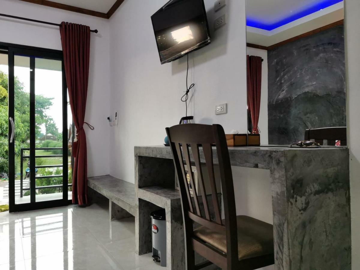 Hotel Laila​ Place Ko Lanta Exterior foto