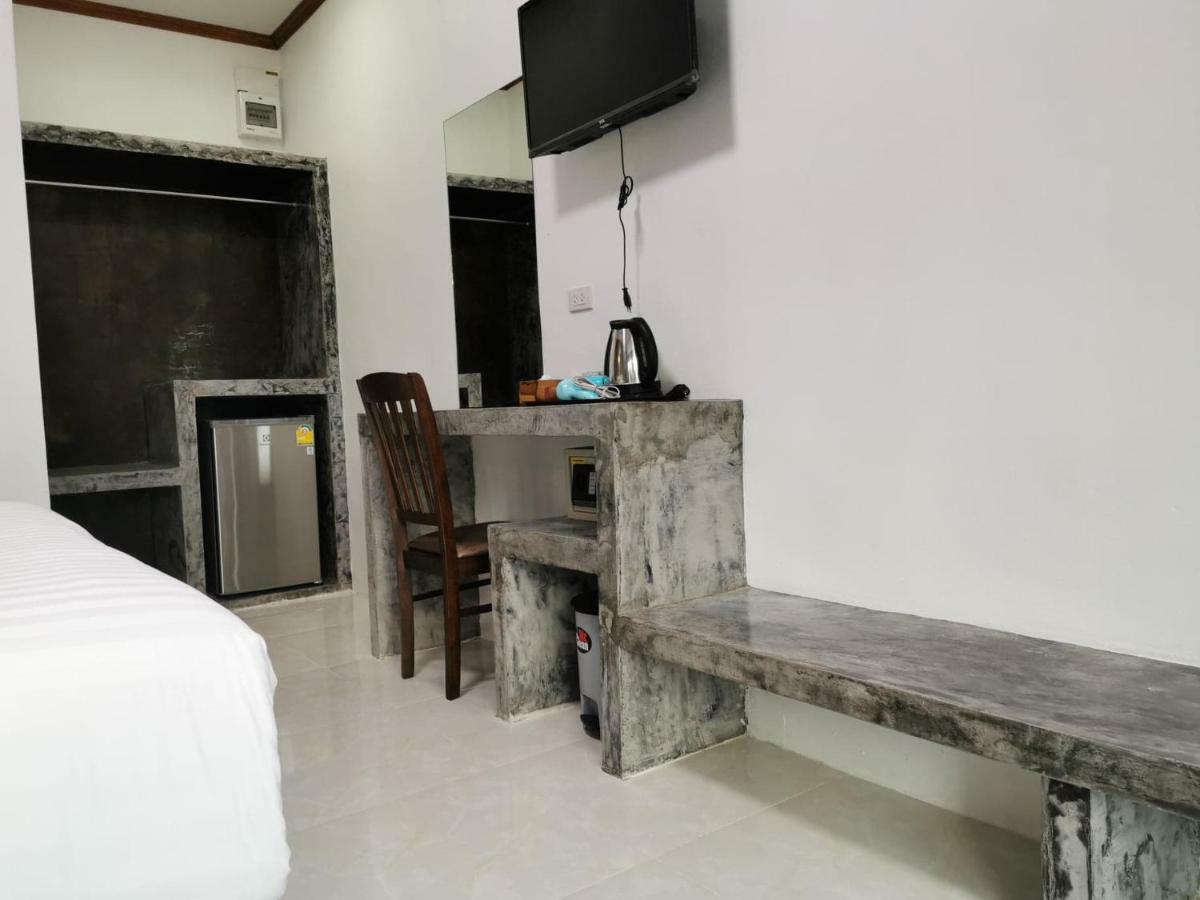 Hotel Laila​ Place Ko Lanta Exterior foto