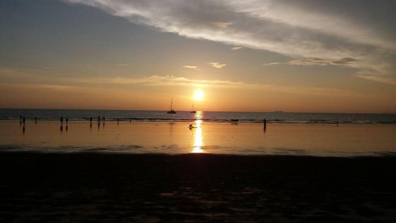 Hotel Laila​ Place Ko Lanta Exterior foto